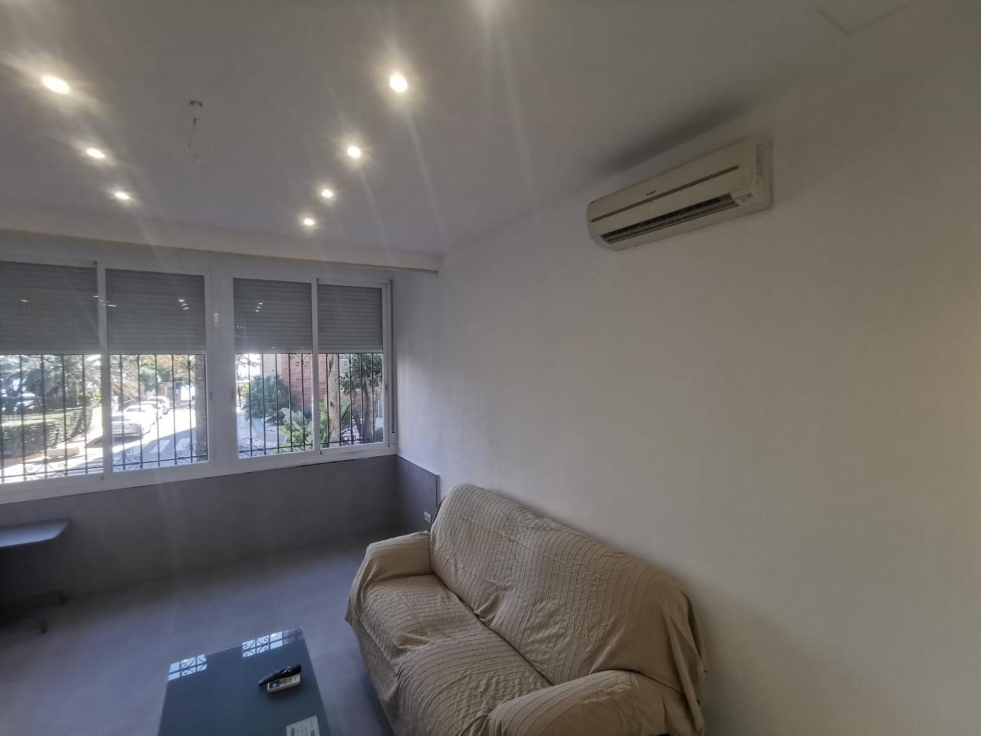 Urbanizacion La Roca, Estudio 托雷莫利诺斯 客房 照片