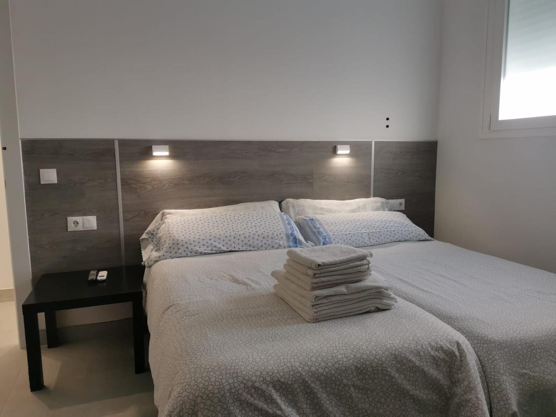 Urbanizacion La Roca, Estudio 托雷莫利诺斯 客房 照片
